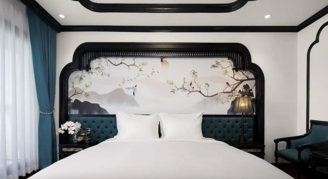 Люкс Premier c 1 комнатой с балконом и с видом на океан Catherine Cruises Ha Long Bay