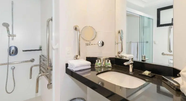 Двухместный номер Superior с балконом Grand Mercure Sao Paulo Ibirapuera