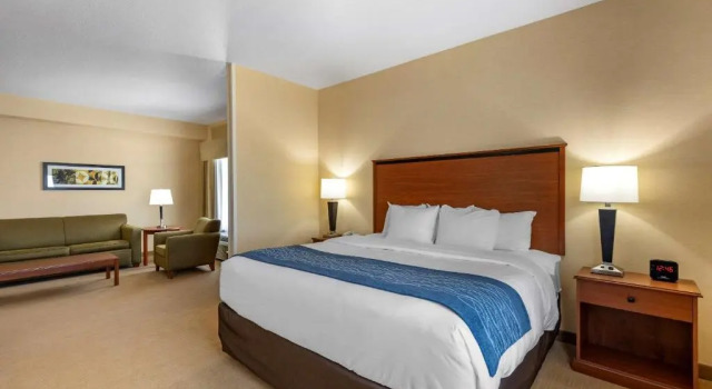Люкс Comfort Inn & Suites Gateway to Glacier National Park