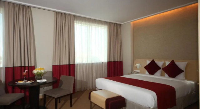 Двухместный полулюкс Novotel Riyadh Al Anoud