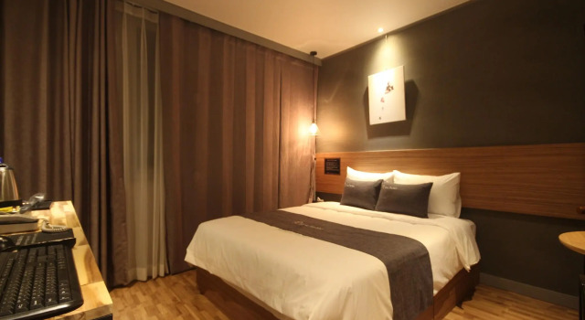 Номер Standard Hotel The May