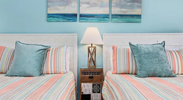 Четырёхместный номер Standard Laguna Reef Condos by VTrips