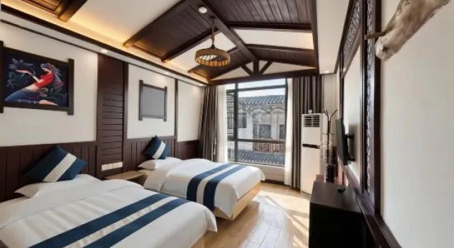 Люкс Furong Zhenjiang Xia Inn
