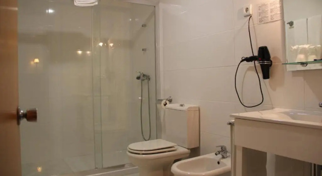 Трёхместный номер Standard Troia Hotel