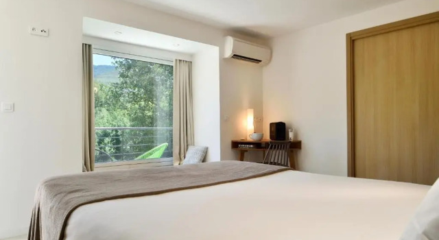 Полулюкс Artemisia Boutique Hotel
