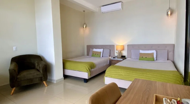 Номер Standard с балконом Vista Las Olas Resort