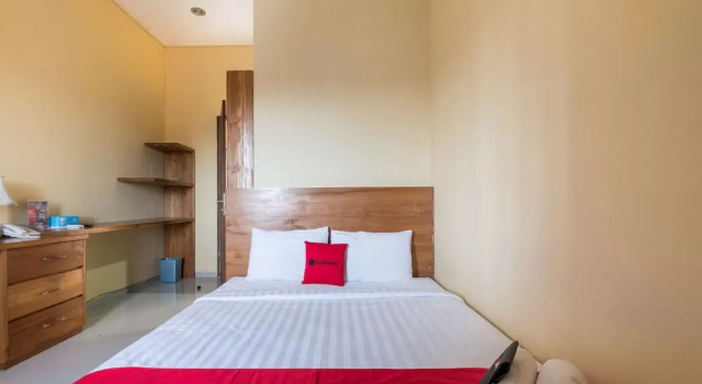 Pondok Batur by RedDoorz