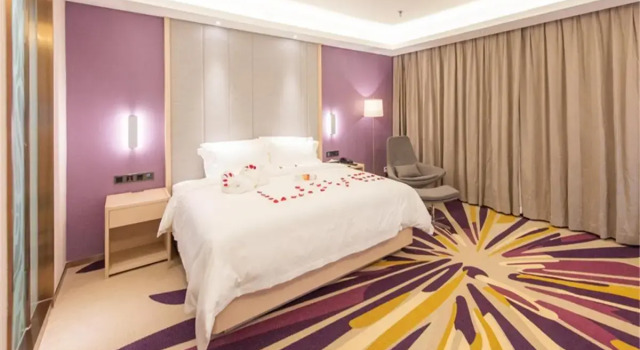 Lavande Hotel (Xuzhou Golden Eagle Shopping Center Sudi Road Subway Station), Varaa Hotelli Xuzhou Jiangsu