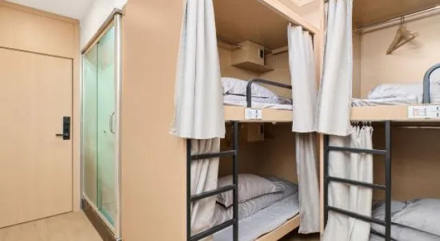 Кровать в общем номере (женский номер) Mi Jia Youth Hotel