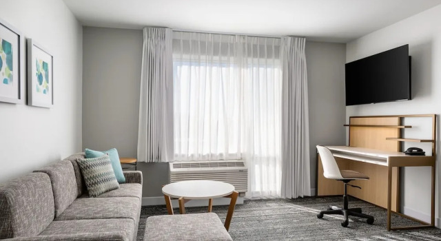Люкс TownePlace Suites by Marriott Iron Mountain