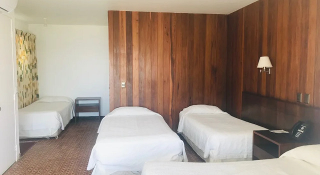 Четырёхместный семейный номер Standard Hotel Arica