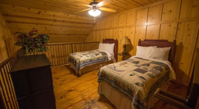 Апартаменты с 3 комнатами Cabins at Green Mountain
