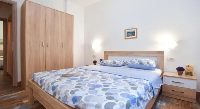Serenity blue apartments, Book Apartment Hotels in Budva County with Parking, Parking