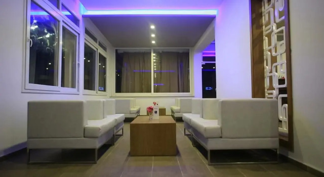 Hotel Les Palmiers, Varaa Hotelli Hotellit Monastir aamiaisella, Aamiainen