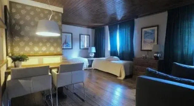 Le Samovar Guest House, Забронировать Гостевой дом Отели Брей-Червиния с парковкой, рядом с Лыжный подъемник Червиния, Парковка