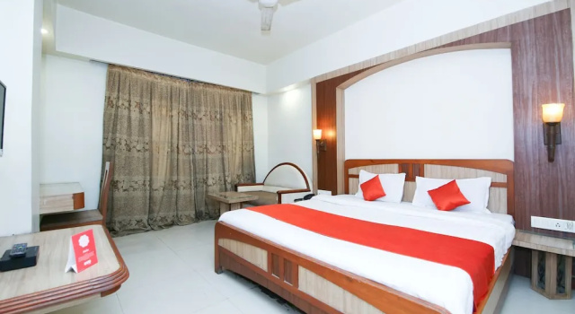 Oyo 10415 Hotel Prestige Princess, Забронировать Отель Отели штата Махараштры 3 звезды, 3*