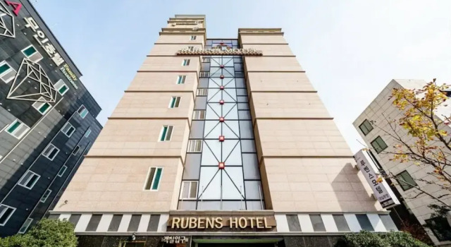 From H Rubens Hotel Mokpo Pyeonghwa Square, Reserva ahora Hotel Hoteles en Jeolla del Sur con aparcamiento, Aparcamiento