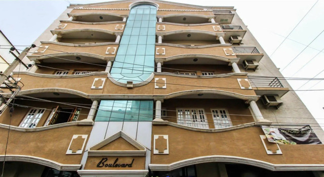 Pleasant Boulevard, Rezervovat Hotel Hotely v Bangalore s parkováním, Parkování