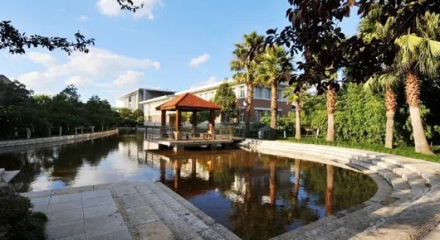 Yuntian Garden Hotel, Rezerwuj Hotel Hotele w Kunming z parkingiem, Parking