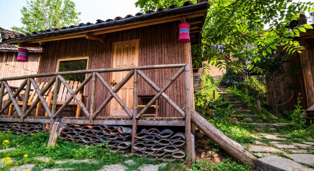 Then Pa Village, Boek Pension Loung Co Yunnan Province