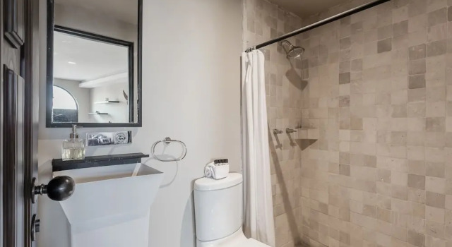 Вилла Grand Casa Vista 6BR Villa, 16p Jacuzzi Pool, Staff & Breakfast