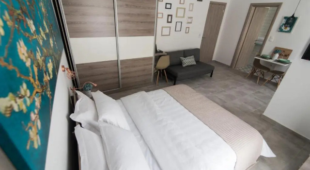 Студия Olive House Apartments