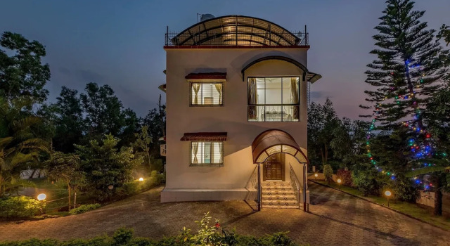 CosmicStays Venus Villa - Lake View & Private Pool, Забронировать Вилла Отели штата Махараштры 3 звезды, 3*
