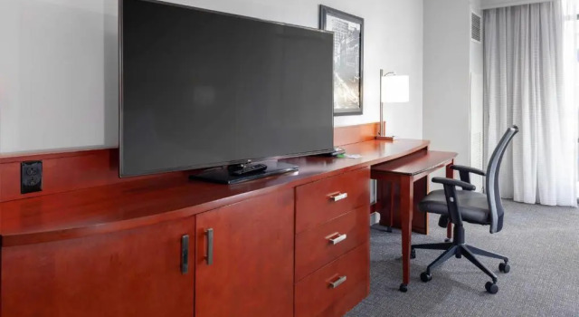 Номер Standard Courtyard Memphis Downtown