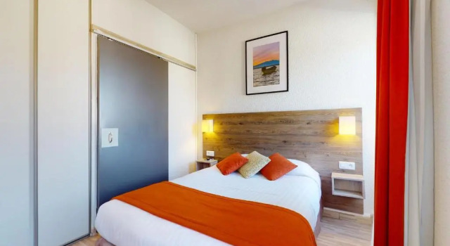 Номер Standard Hôtel de France Contact-Hôtel