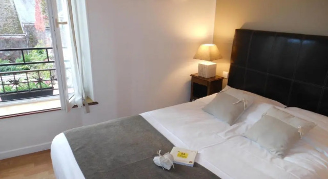 Двухместный номер Standard Logis Hôtel Restaurant lEcu de France
