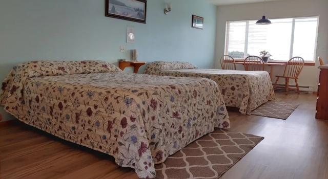 Четырёхместный номер Standard с видом на океан The Dublin House Motel