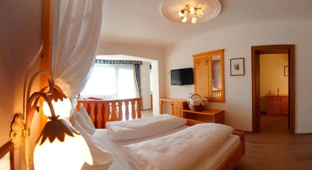 Семейный номер Standard с балконом и с видом на горы Granpanorama Hotel StephansHof