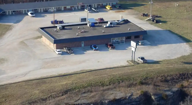 Ozark Plaza Motel & RV Park, Prenota Motel Hotel a Missouri con parcheggio, Parcheggio