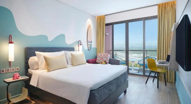 Двухместный номер Premium с балконом и с видом на море ibis Styles Vung Tau