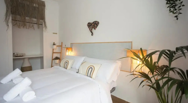 Naim Guest House Nerja