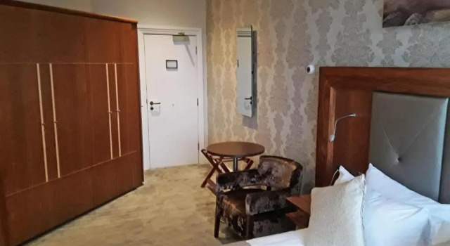 Номер Premier The Cottage Hotel