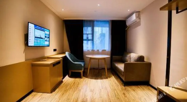 City Convenience Hotel (Nanning Nanhu Park Art College), Rezerwuj Hotel Hotele w Nanning z parkingiem, Parking