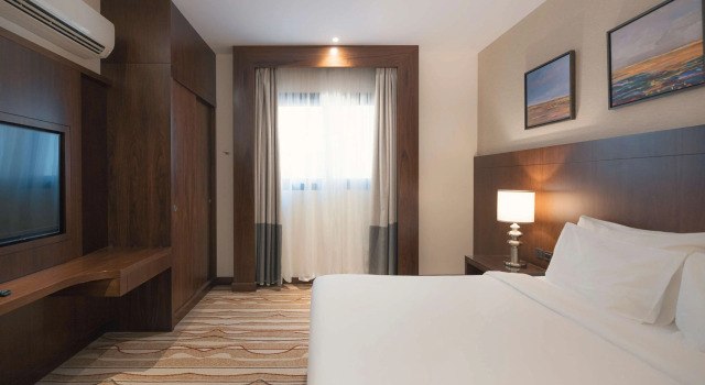 Люкс с 2 комнатами Radisson Blu Hotel, Buraidah