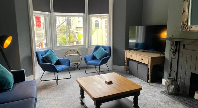Коттедж с 6 комнатами Westbourne Villa