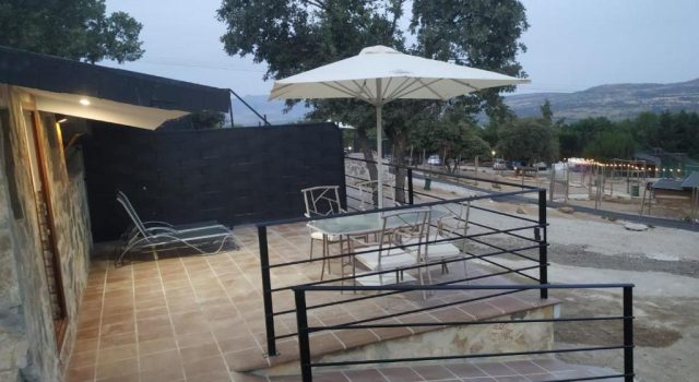 Posada Rural Spa Granja La Tejera de Lozoya, Varaa Lomakeskus Hotellit Madridin maakunta pysäköinnillä, Pysäköinti