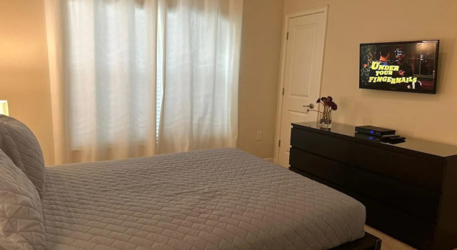 4bed Home in Storey Lake With Private Pool, Rezerwuj Willa Hotele w Kissimmee z parkingiem, Parking