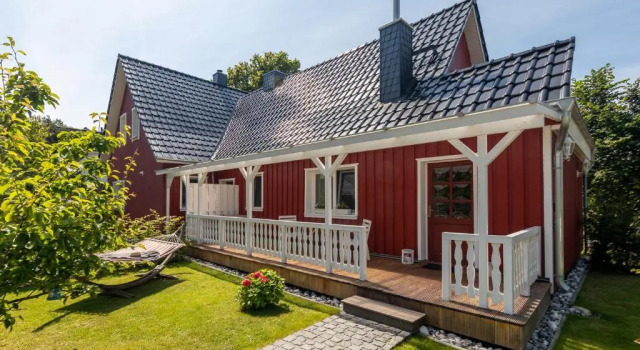 Коттедж Ferienwohnung Ostseestrand Zingst