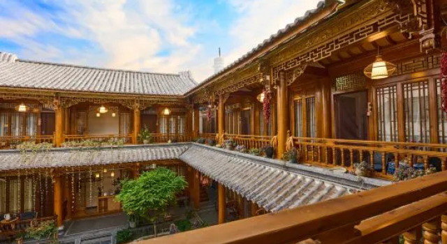 Shaxi Half Homestay, Book Hotel Shaxi Yunnan