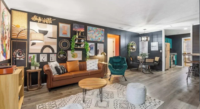 Marilyns Modern Hideaway A One-of-a-kind Find!, Забронировать Отель Отели Table Rock Lake 3 звезды, 3*