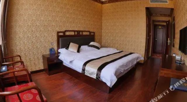 Xueyu Chongcao Hotel, Prenota Hotel Ngawa Sichuan