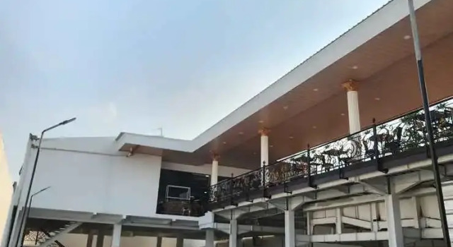 King Royal Hotel
