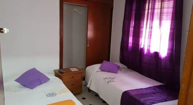Hostal San Luis, Prenota Hotel Manilva Costa del Sol