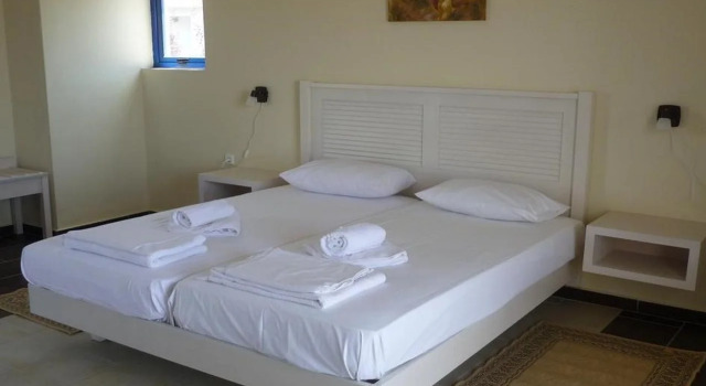 Oasis Hotel Kyparissia
