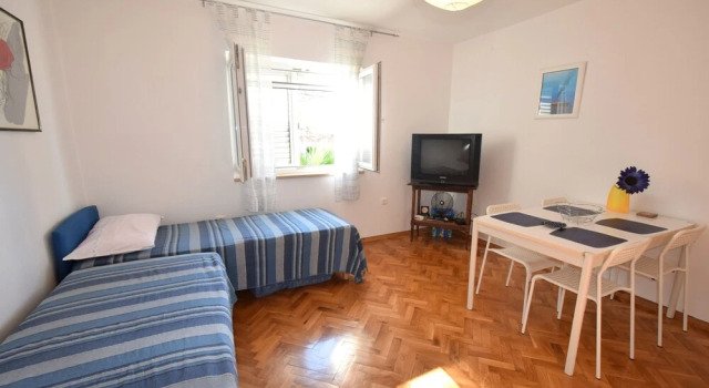 Apartment Magdica, Rezerwuj Apartament Hotele w Kvarner Islands z parkingiem, Parking