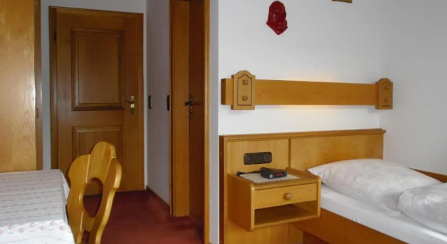Одноместный номер Standard с балконом Gasthof-Pension-Kraus